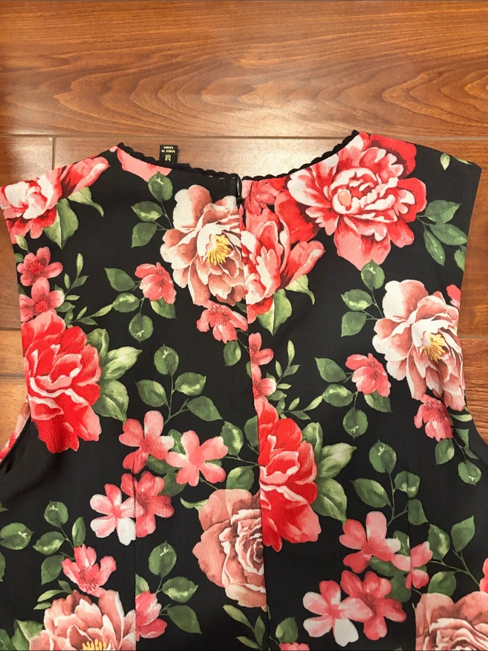 Disney Princess Floral Skater Dress Medium Black Pink Rose Crochet Lace Fit - Picture 11 of 12